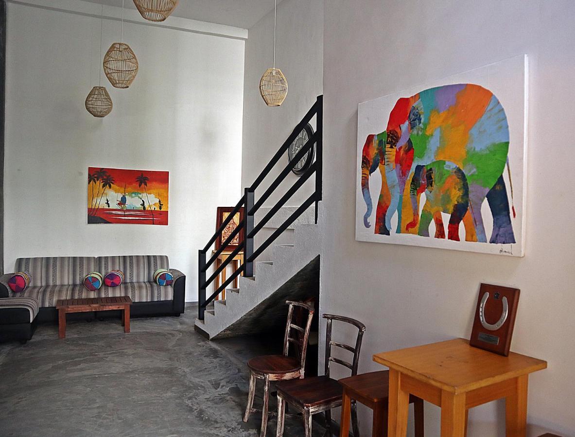 H&C Heaven Beach Hotel Unawatuna Luaran gambar